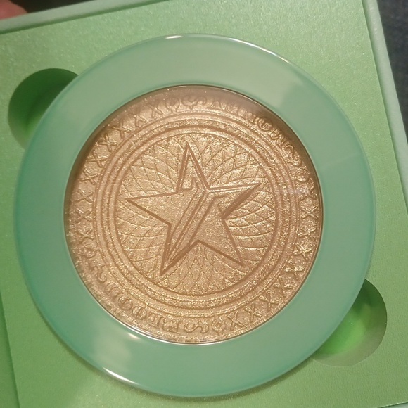 Jeffree Star Extreme Frost Highlighter - Green - Picture 3 of 3